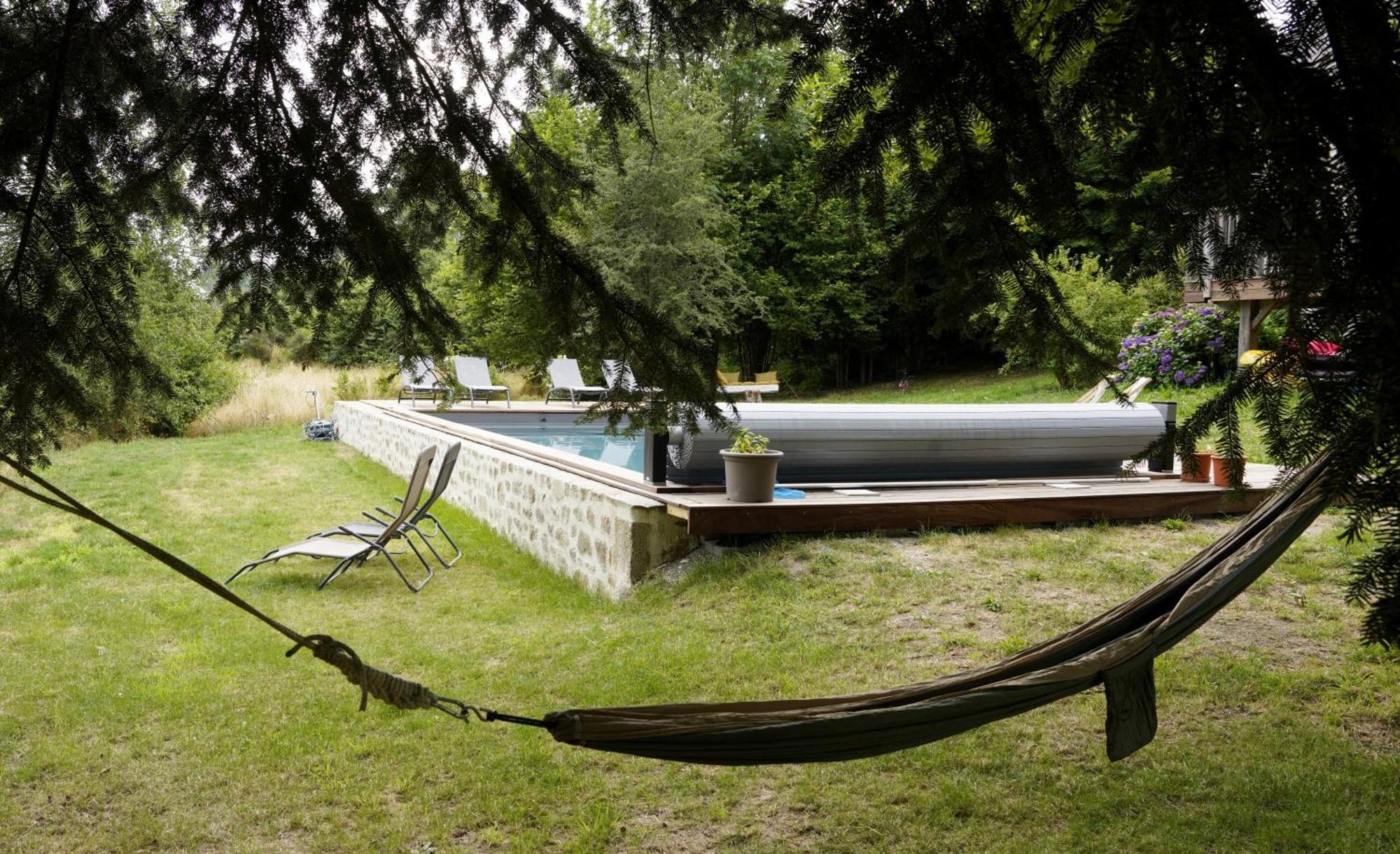 Une Pause En Correze Sarroux Екстер'єр фото